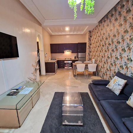 Superbe Appartement Piscine Gueliz マラケシュ エクステリア 写真