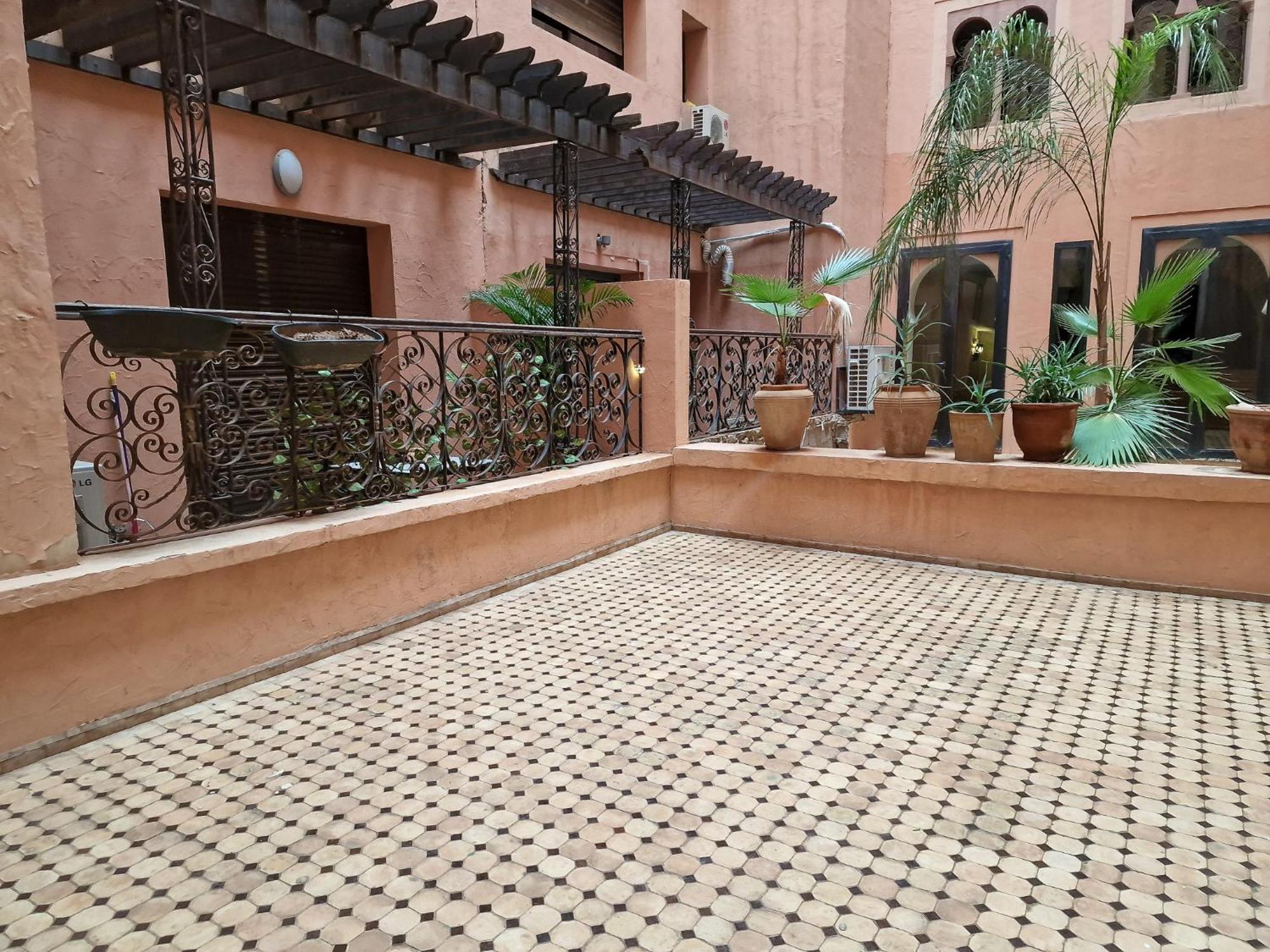Superbe Appartement Piscine Gueliz マラケシュ エクステリア 写真