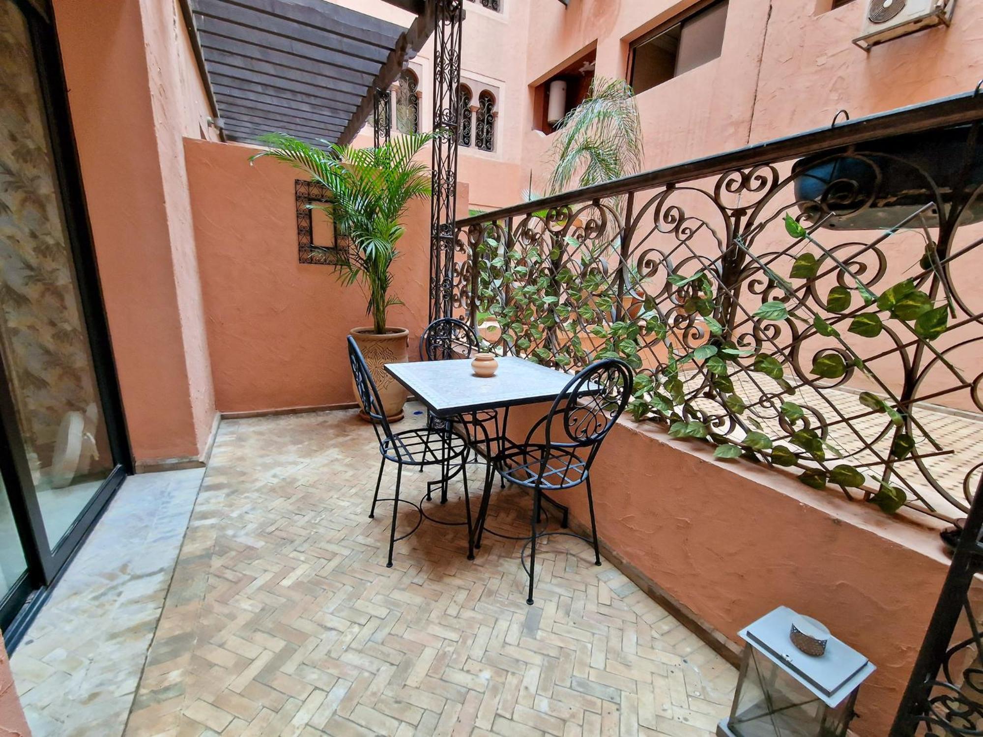 Superbe Appartement Piscine Gueliz マラケシュ エクステリア 写真