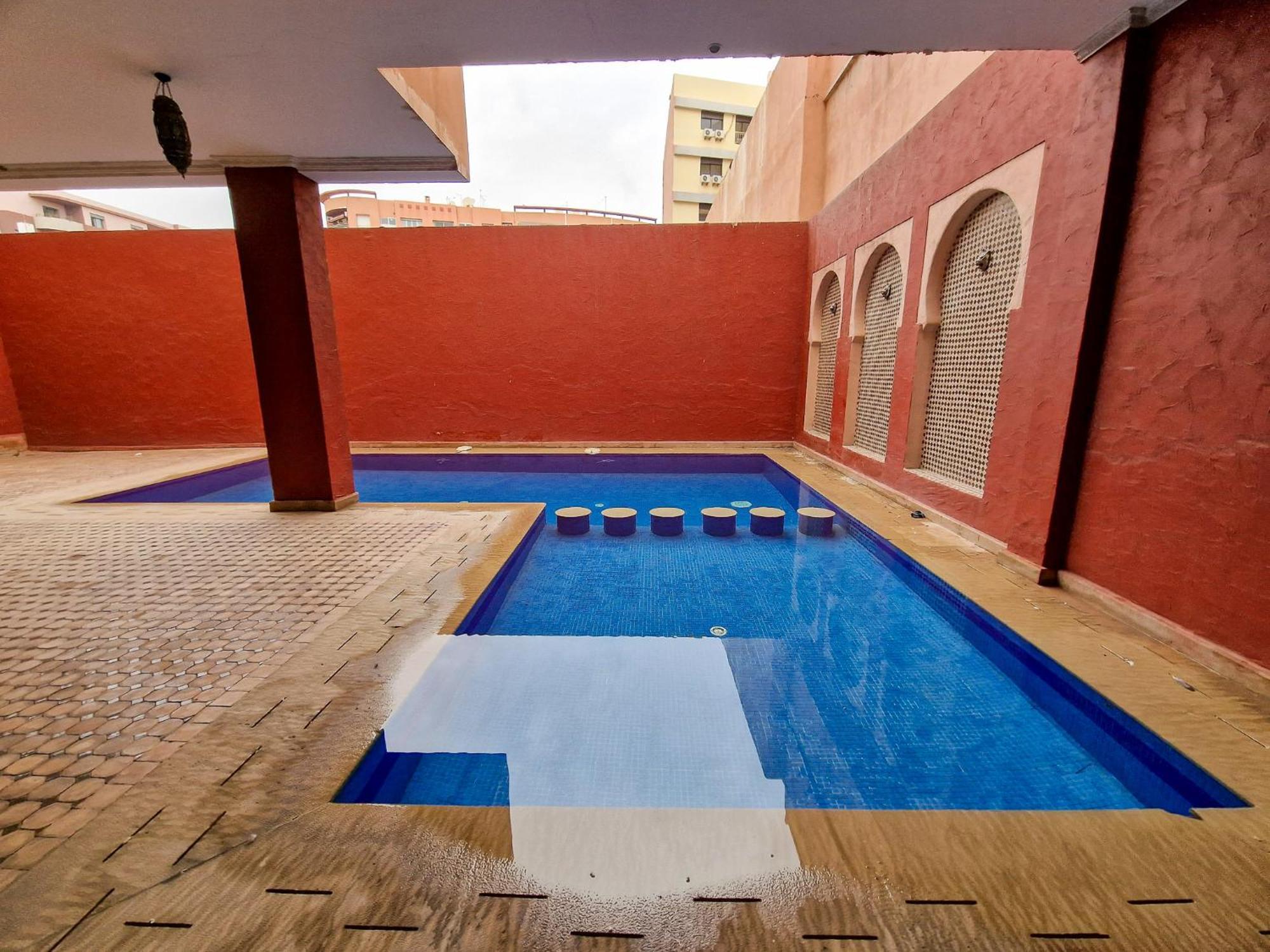 Superbe Appartement Piscine Gueliz マラケシュ エクステリア 写真